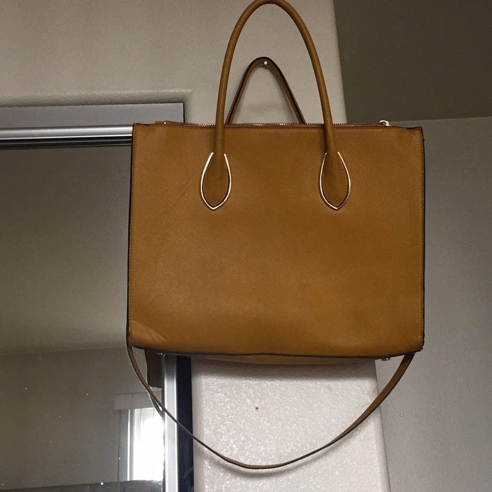 Mustard purse